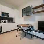 I-host - Modern 1br With Balcony Near Sempione Apartamento Milão