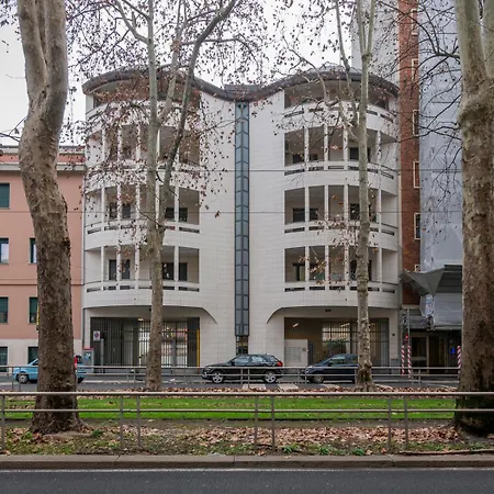 I-host - Modern 1br With Balcony Near Sempione Διαμέρισμα