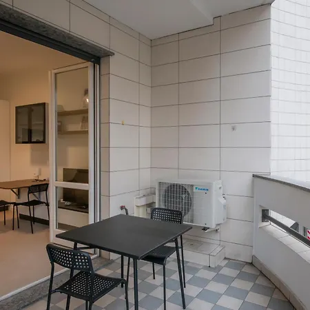 I-host - Modern 1br With Balcony Near Sempione * Μιλάνο