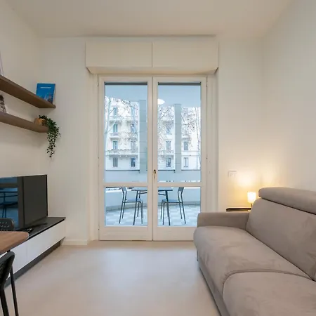 I-host - Modern 1br With Balcony Near Sempione *